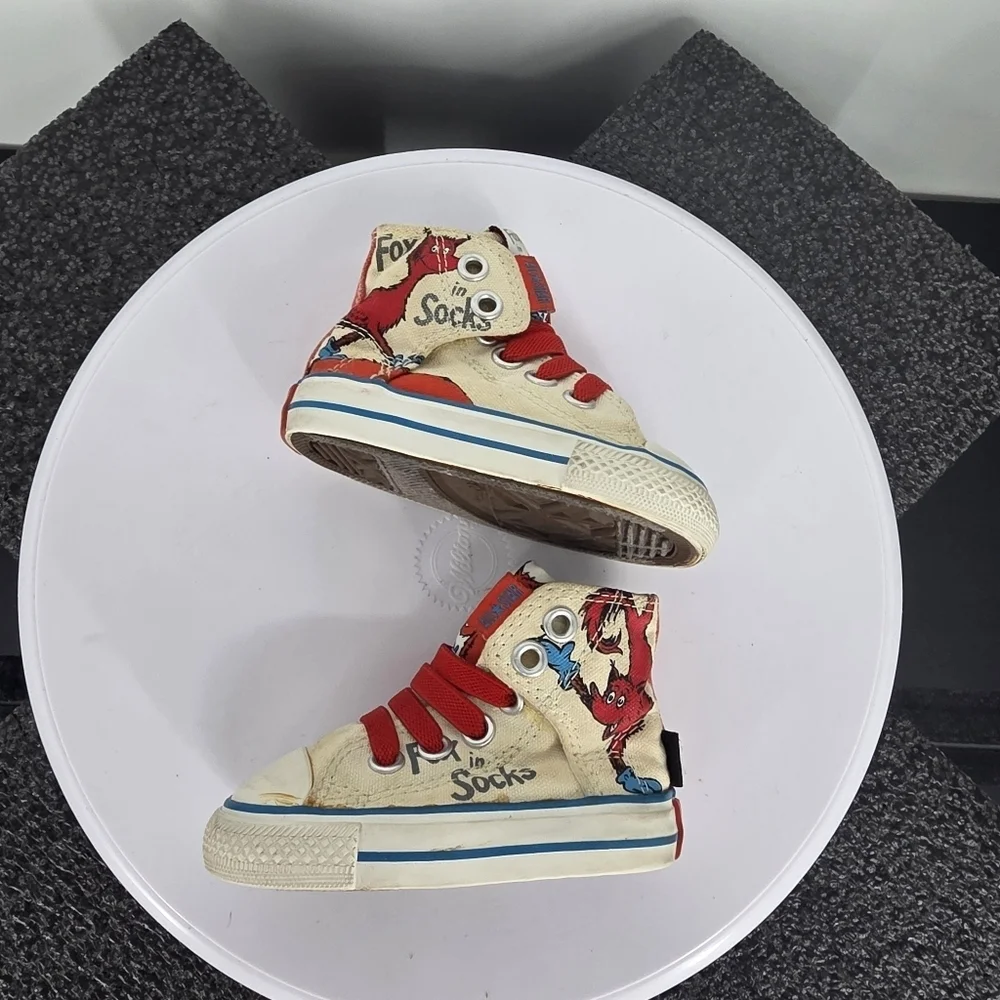 Rare Converse Dr. Seuss 